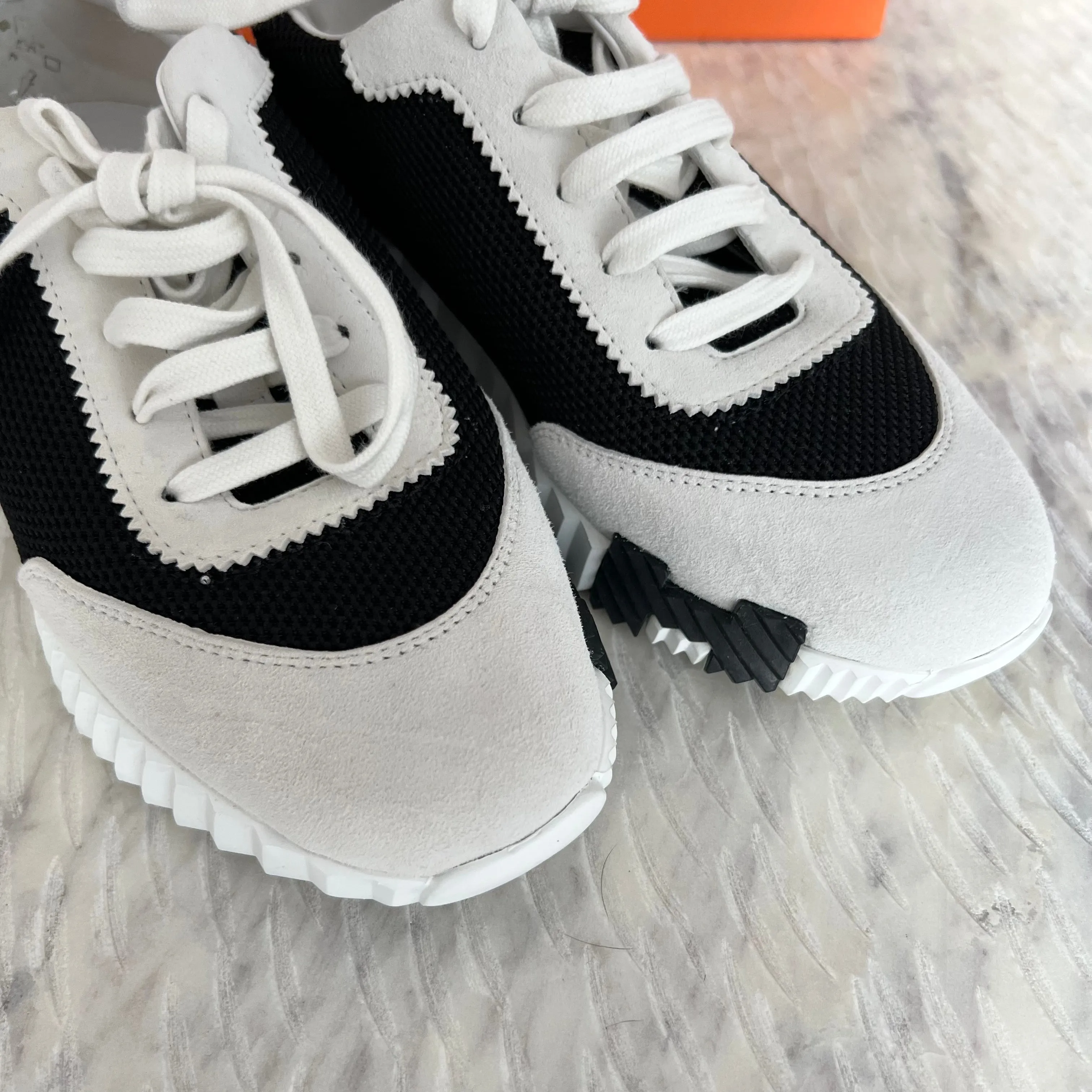 Hermes Bouncing Sneakers